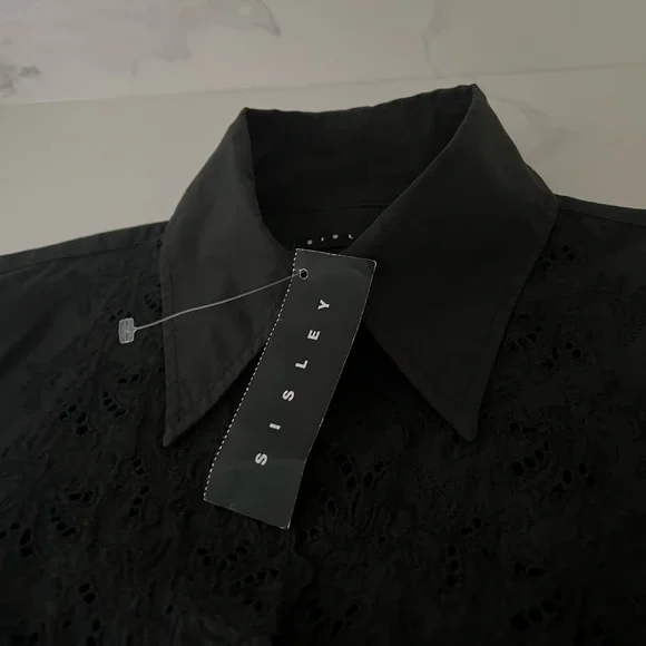 Sisley black blouse, size M, fits like a small ( see measurements ) - Picture 14 of 15